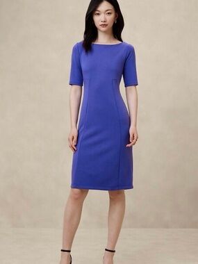 Banana Republic Scuba Seamed Knee Length Dress Size Medium NWT